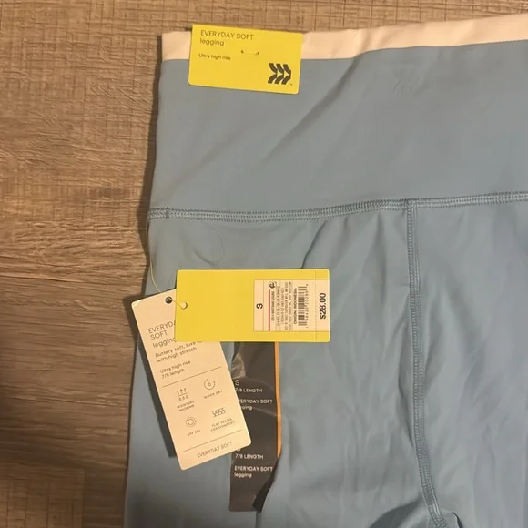 Cross over light blue leggings - Picture 5 of 6